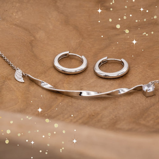 Engelsrufer Creole "Lola" und Twist Armband für Damen: 925er Silber mit Flügel und funkelndem Zirkoniastein